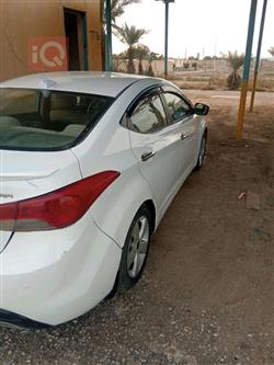 هیوندای ئەلەنترا